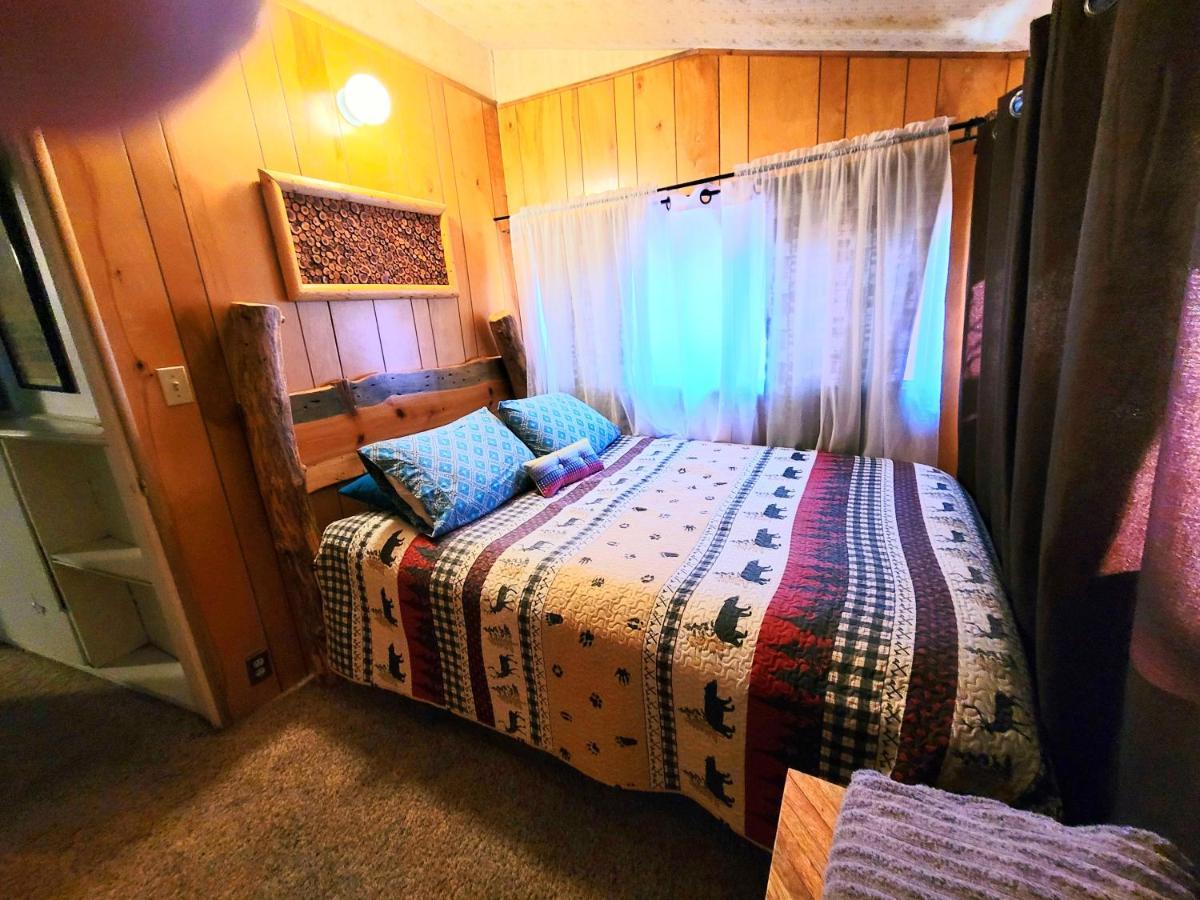 Green Cabin In Big Bear Lake 3 Bdr Pets Friendly Big Bear City Exterior photo